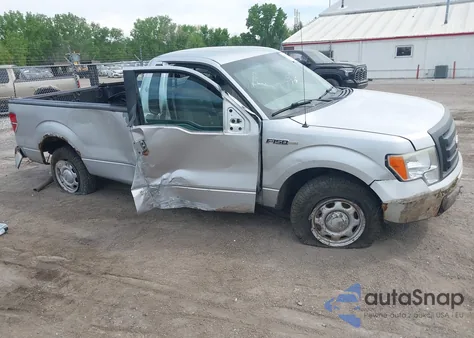 2011 Ford F-150 Xl z USA, uszkodzony, nr VIN 1FTMF1CM7BKD32920